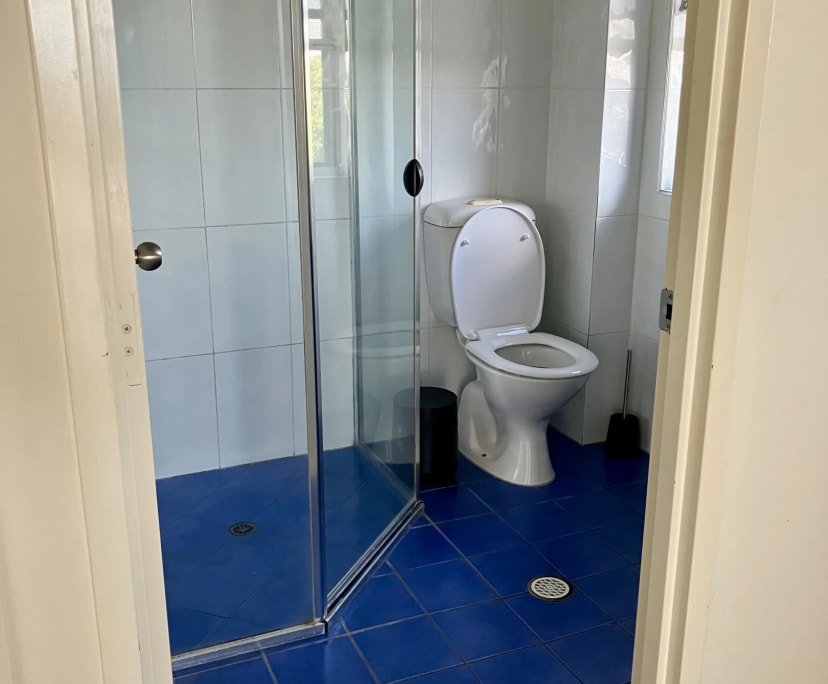 Unfurnished room with ensuite in a flatshare