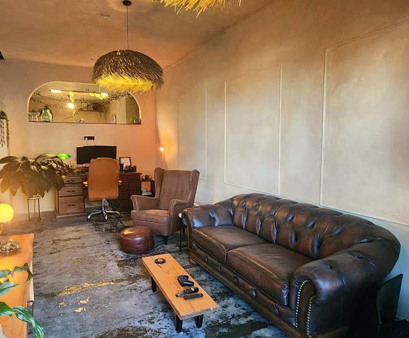 Whole property with 2 rooms for rent