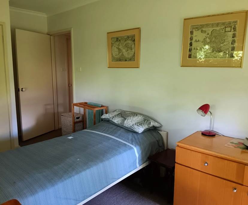 Furnished room in a share house