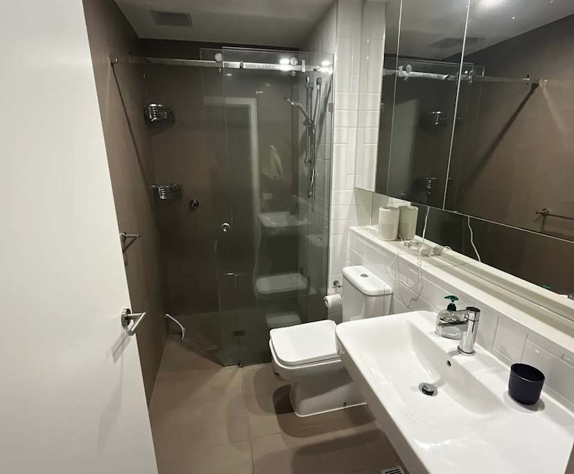 $302, Flatshare, 2 bathrooms, Hawthorn East VIC 3123