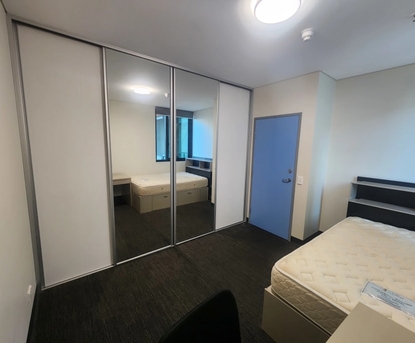 Furnished room in a share house