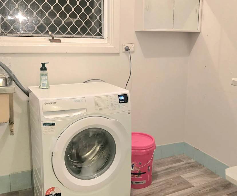 $350, Share-house, 3 bathrooms, Redcliffe WA 6104