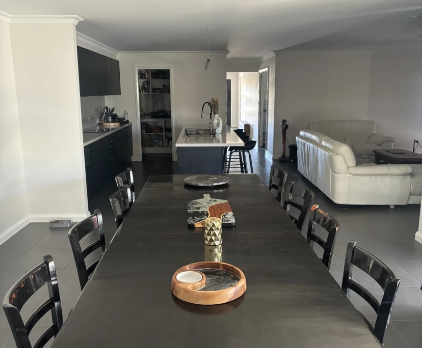 propertyImage