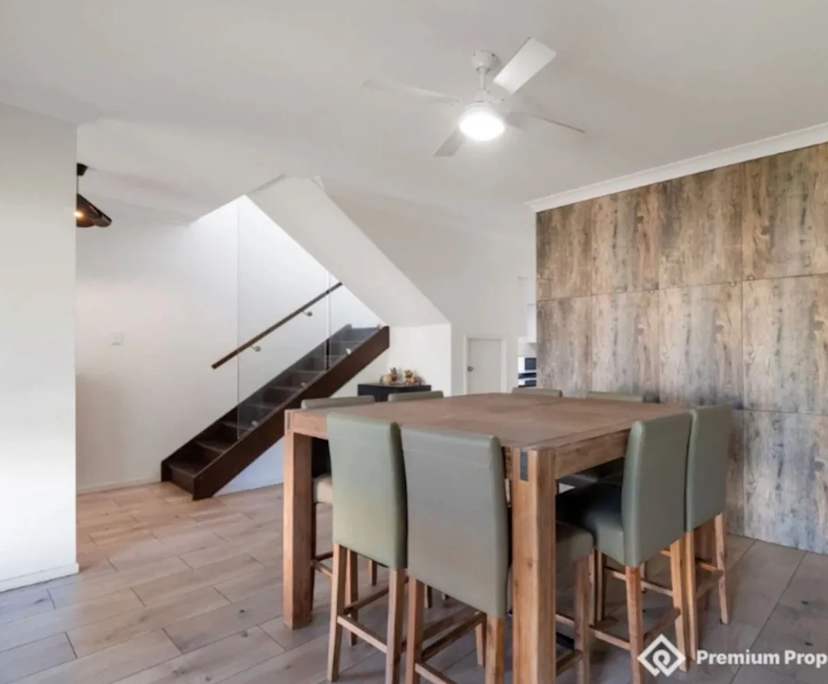 $320, Share-house, 6 bathrooms, Coopers Plains QLD 4108