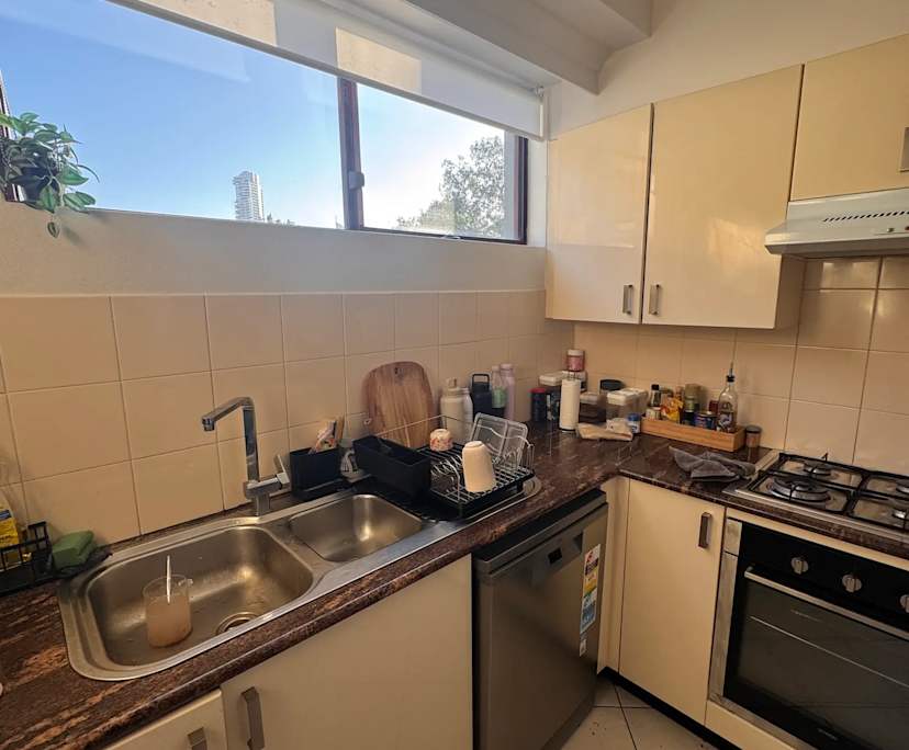 $650, Flatshare, 2 bathrooms, Surry Hills NSW 2010