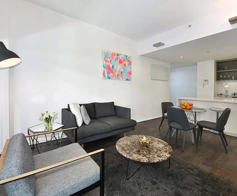 $725, 1-bed, 1 bathroom, Melbourne VIC 3004