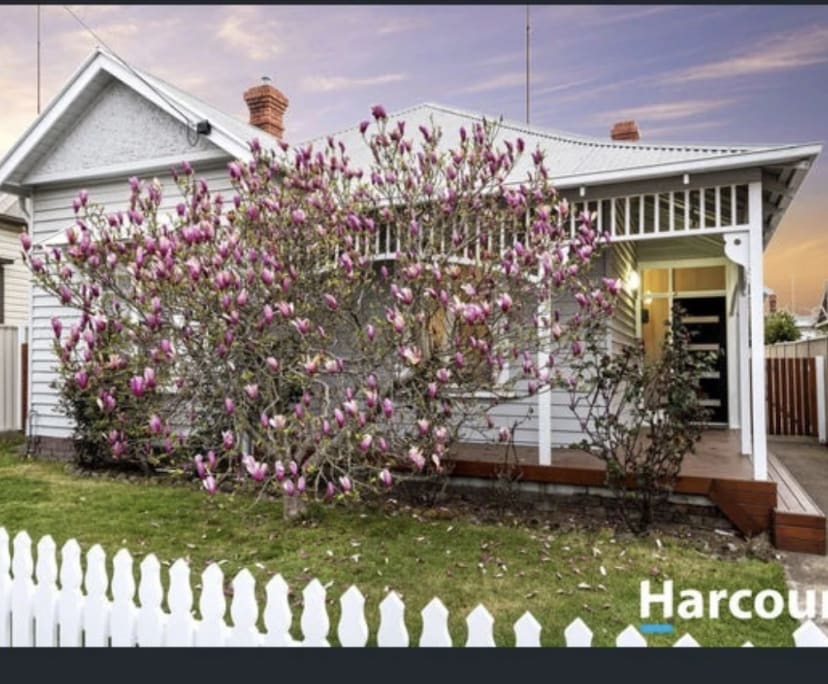 Room for Rent in Ballarat Central, VIC 140, Unfur...