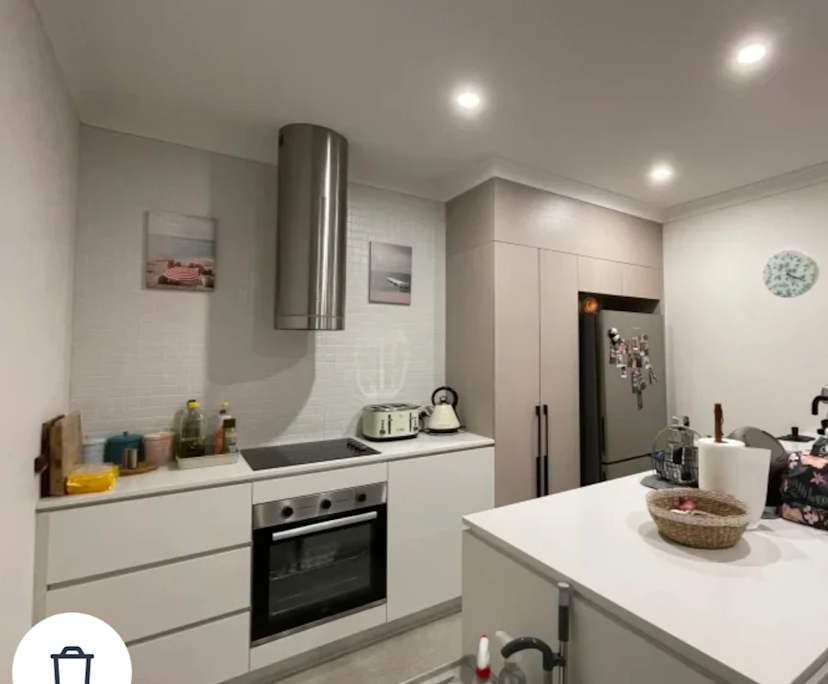 Furnished room with own bathroom