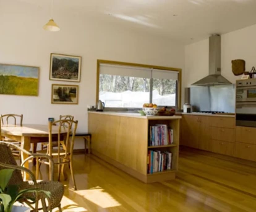 Room in a share house