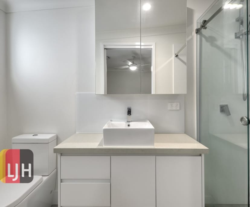 Unfurnished room with ensuite in a share house