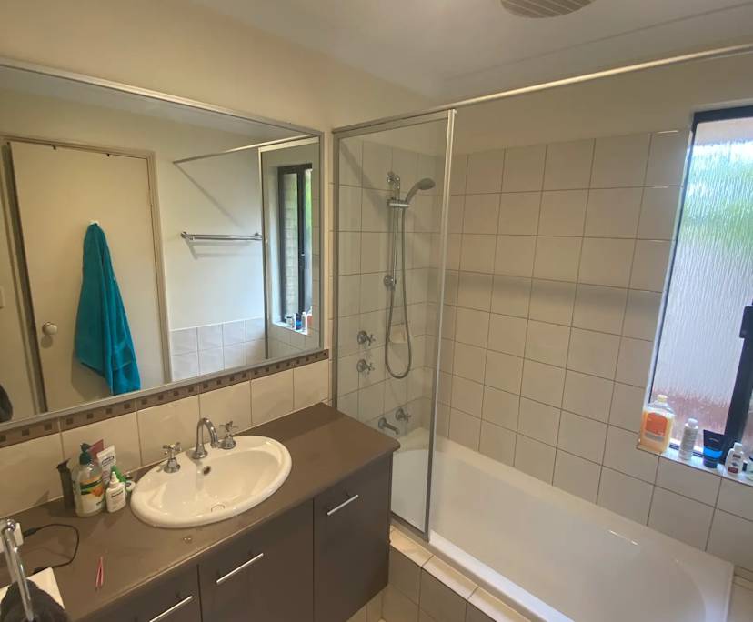 Room with ensuite in a share house