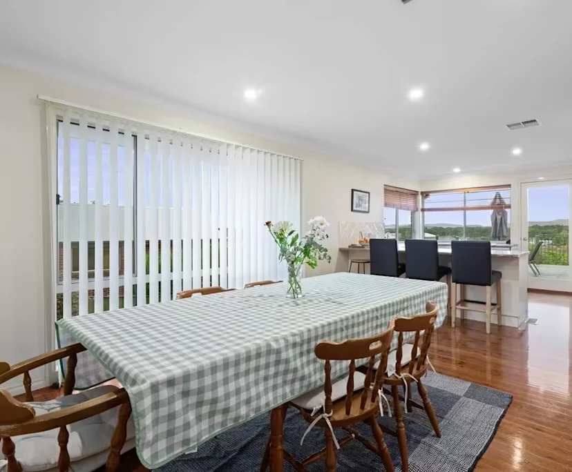 $275, Share-house, 4 bathrooms, East Albury NSW 2640