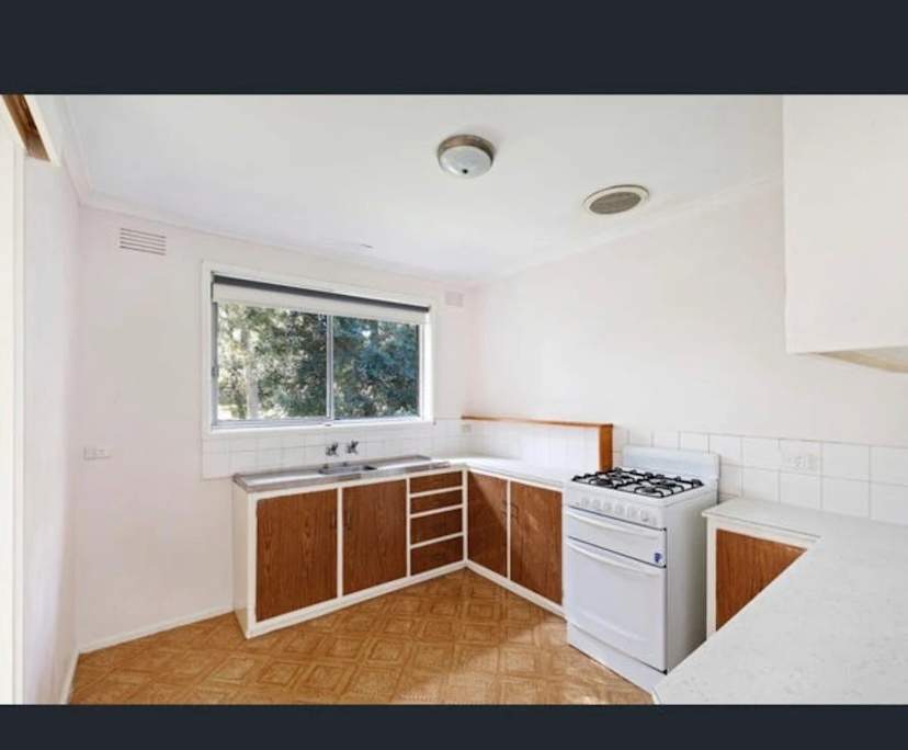Unfurnished room in a share house