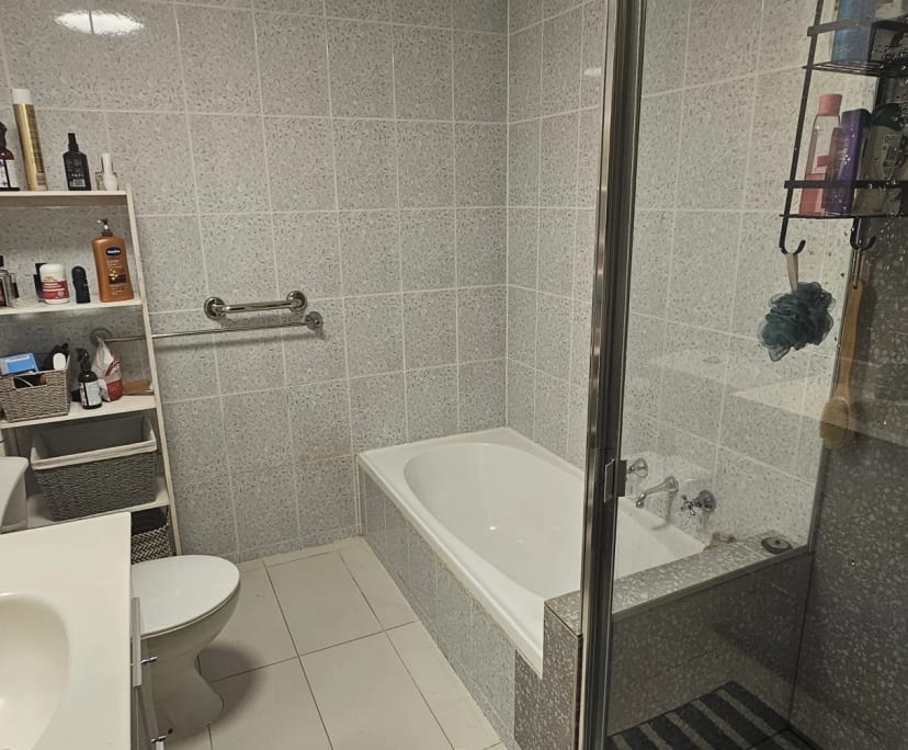 $460, Flatshare, 2 bathrooms, Queens Park NSW 2022