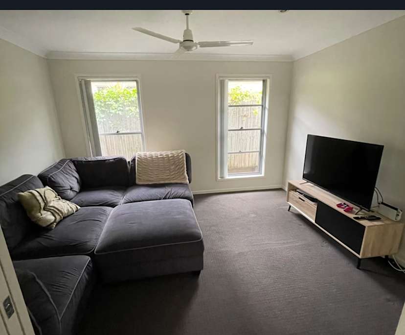 Unfurnished room in a share house