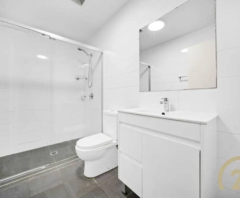 Unfurnished room in a flatshare