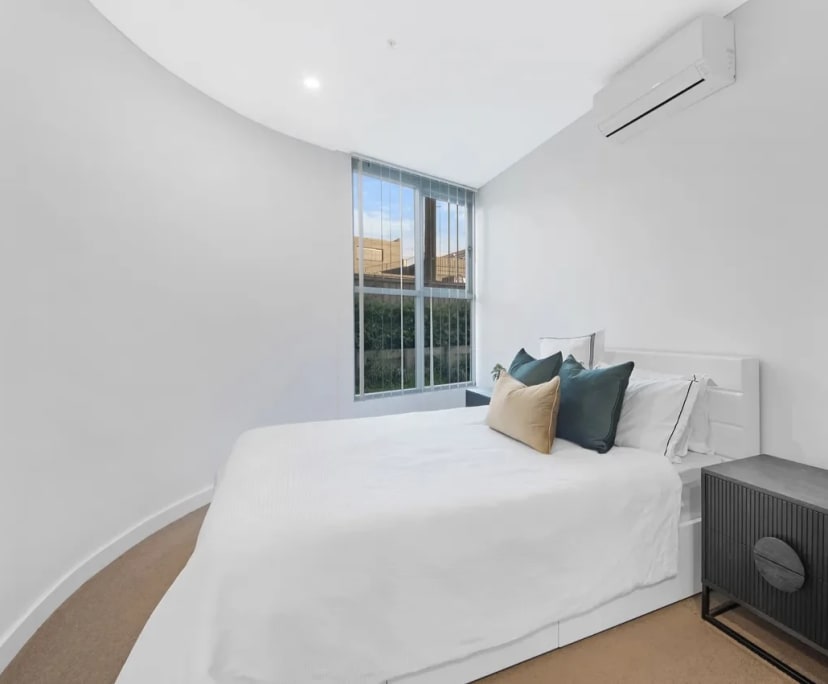 Furnished room with own bathroom