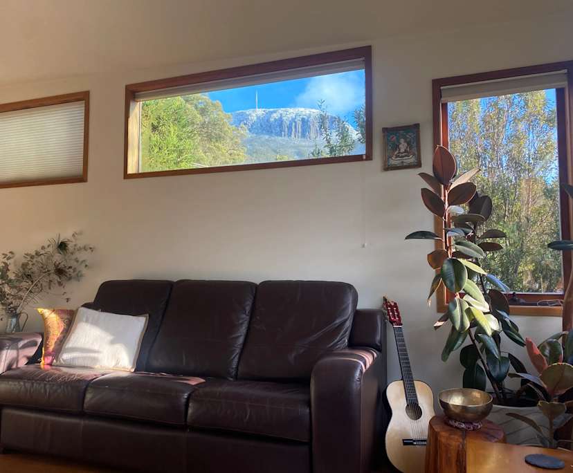Room in a share house