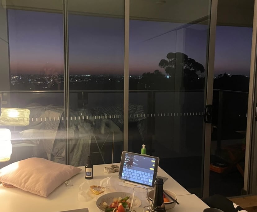 Room for Rent in Crows Nest, Sydney 350, Furnishe...