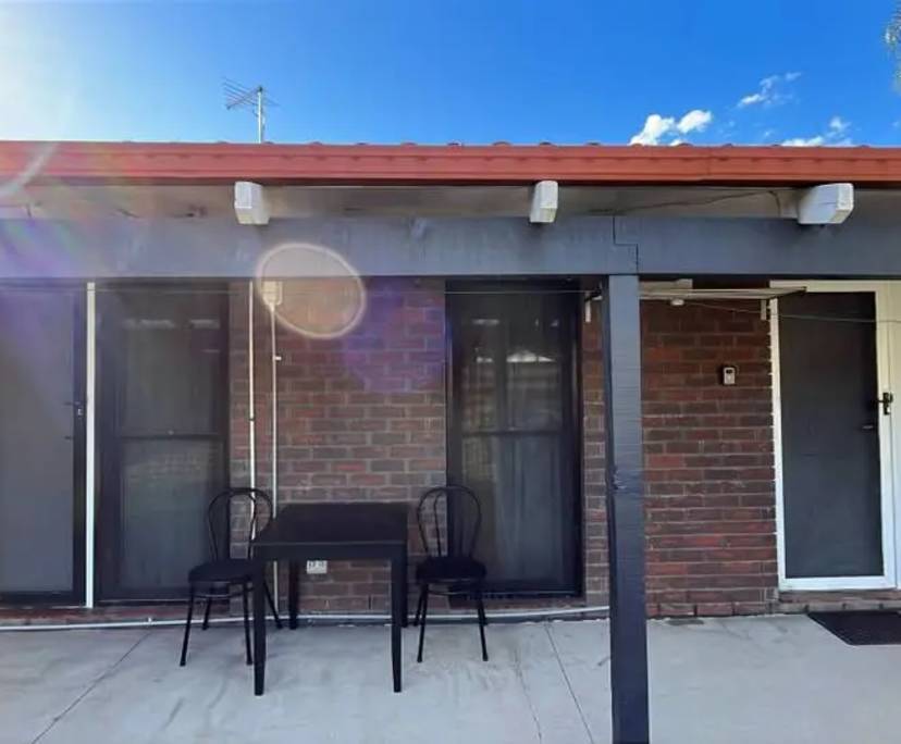 Whole property with 2 rooms for rent