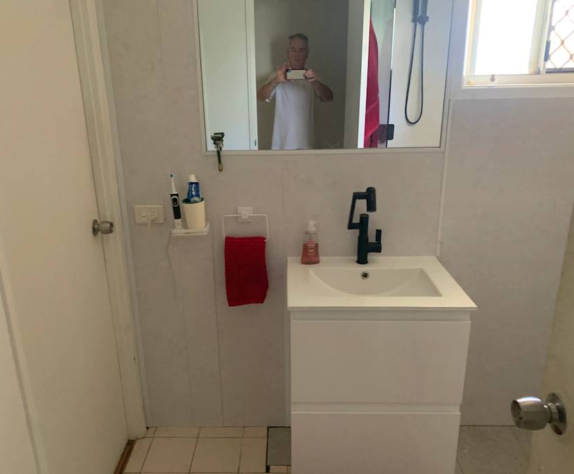 $320, Share-house, 2 bathrooms, Burleigh Waters QLD 4220