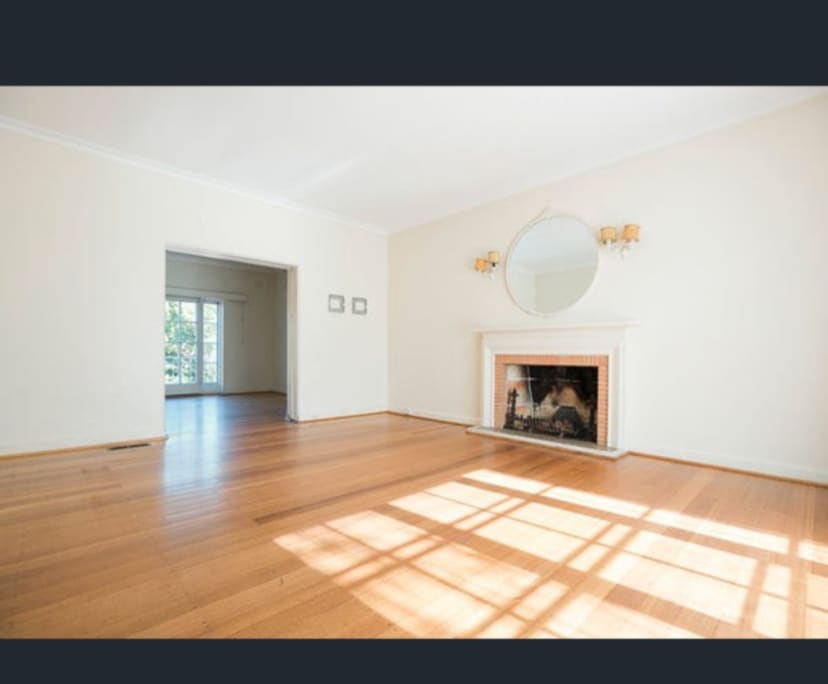 Unfurnished room in a share house