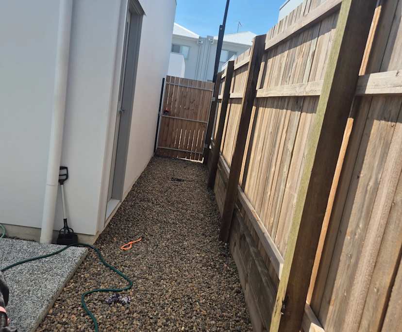 Unfurnished room in a share house