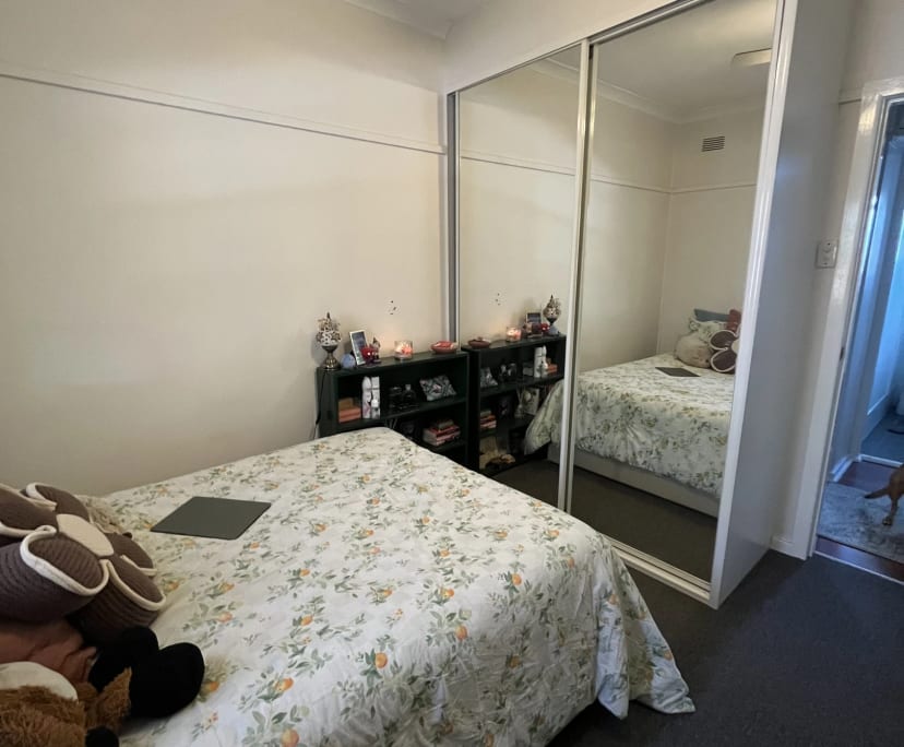 Unfurnished room in a share house