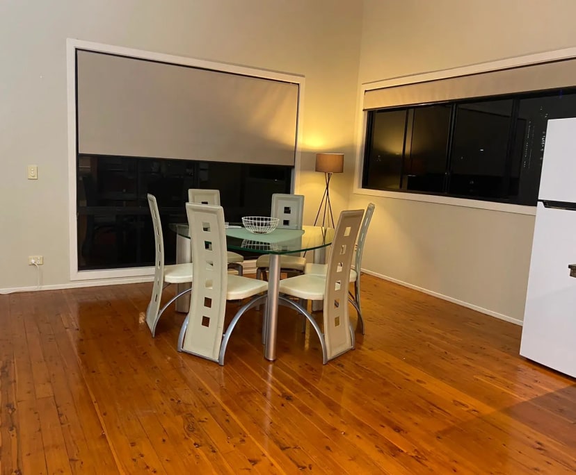 $230, Student-accommodation, 6 bathrooms, Surfers Paradise QLD 4217