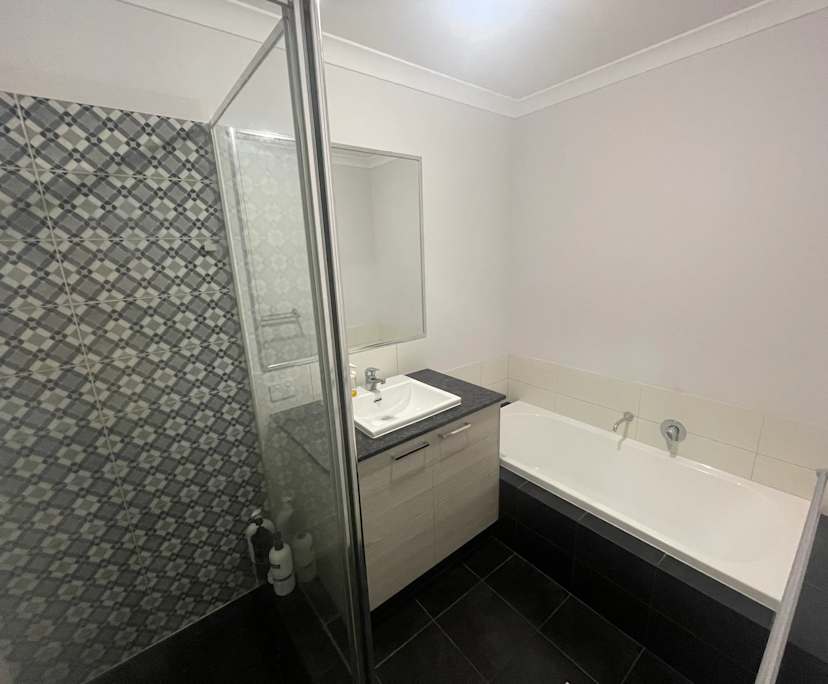 Unfurnished room with own bathroom