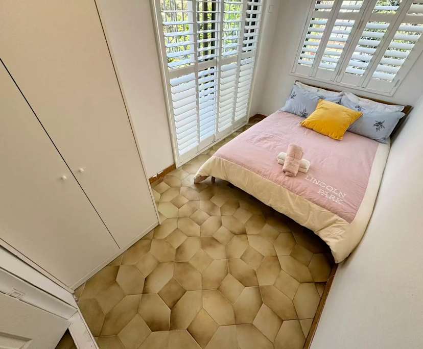 $1,650, Whole-property, 5 bathrooms, Kingsford NSW 2032