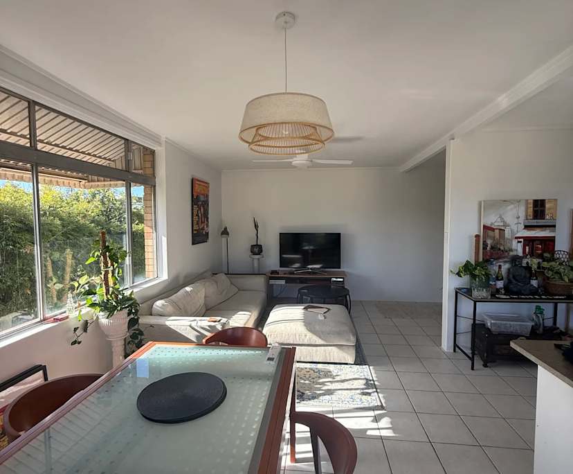 $300, Flatshare, 2 bathrooms, Clayfield QLD 4011