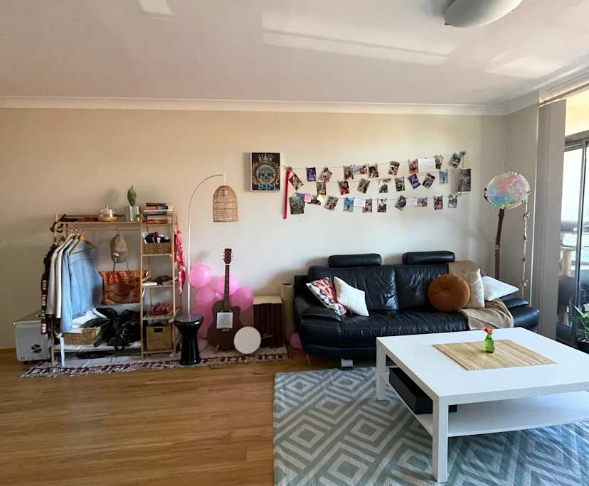 Whole property with 2 rooms for rent