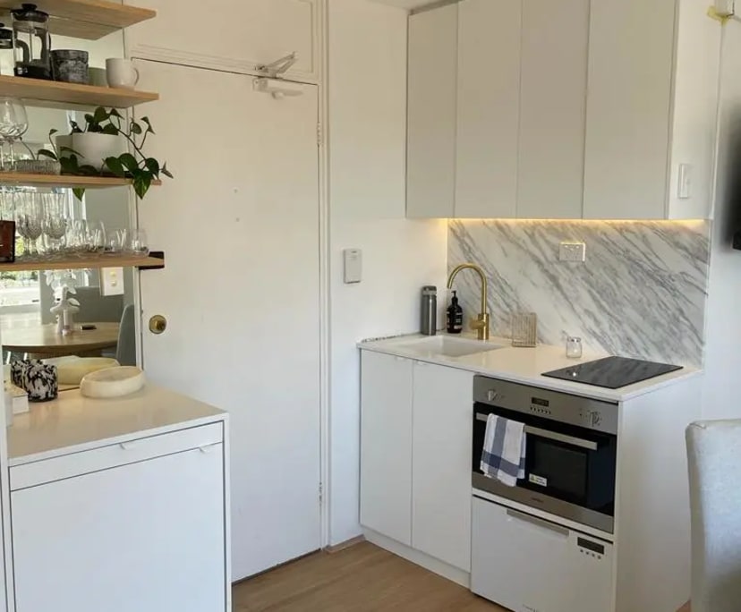 Furnished room studio flat for rent