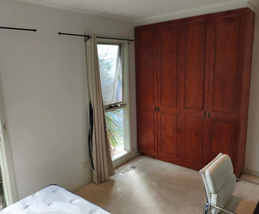 Unfurnished room in a share house