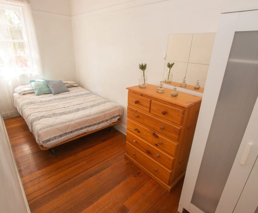 $1,200, Whole-property, 4 bathrooms, Saint Kilda VIC 3182