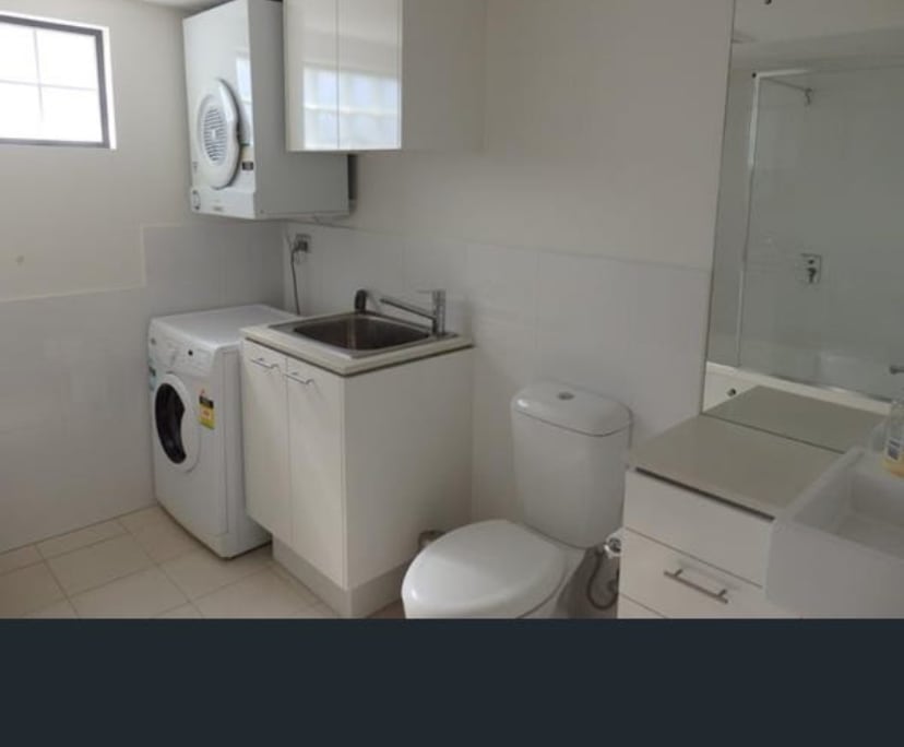 Room for Rent in Perth, Perth 500, Furnished, Own...