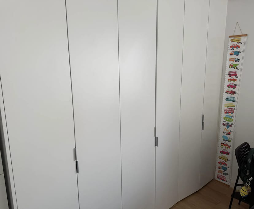 Furnished room in a flatshare