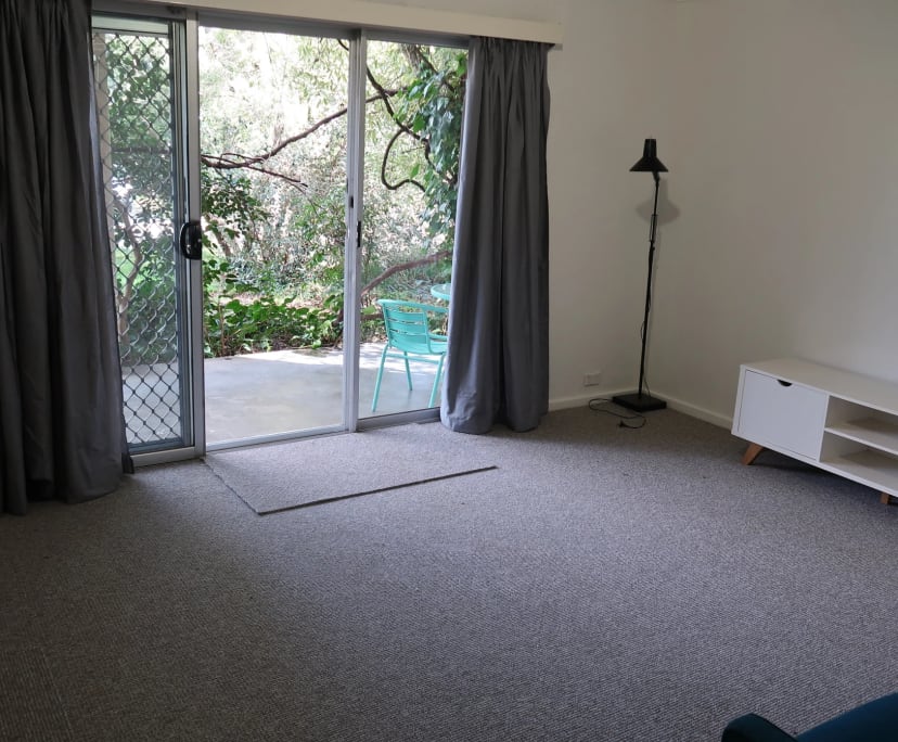 $450, 1-bed, 1 bathroom, Hackett ACT 2602