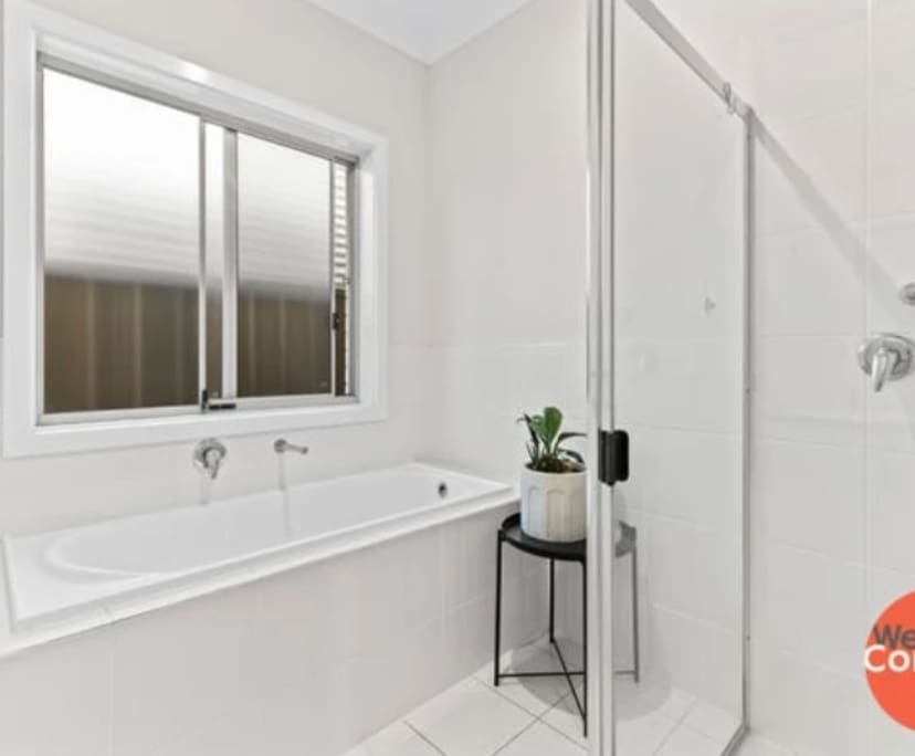 Unfurnished room in a share house