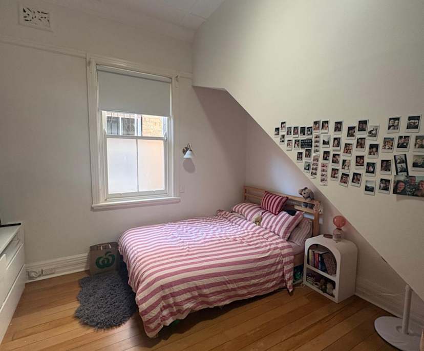 Furnished room in a share house