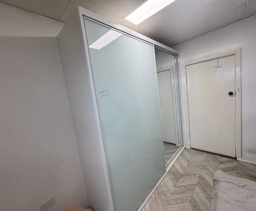 Furnished room studio flat for rent