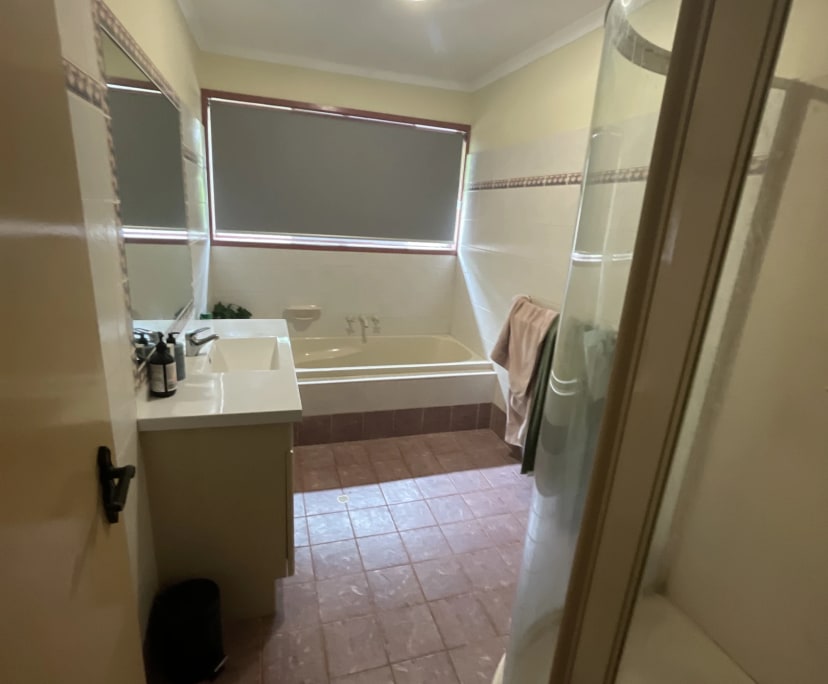 $350, Share-house, 5 bathrooms, Southport QLD 4215