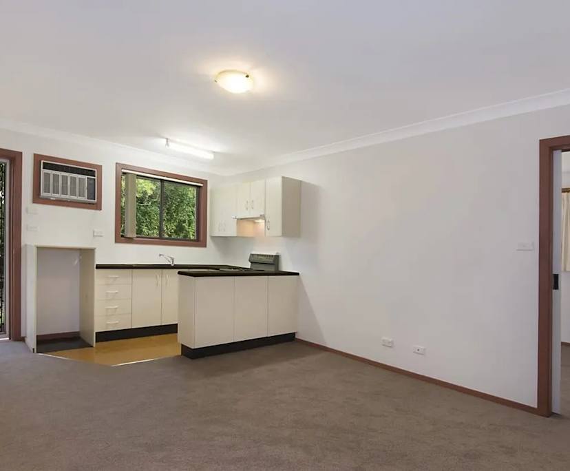 Unfurnished room granny flat for rent