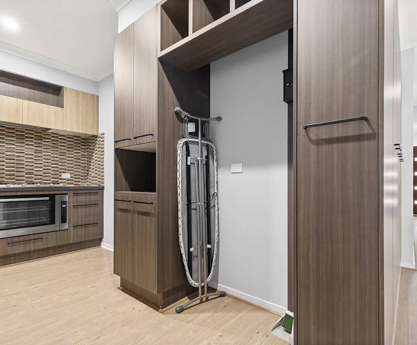 $250, Share-house, 6 bathrooms, Tarneit VIC 3029