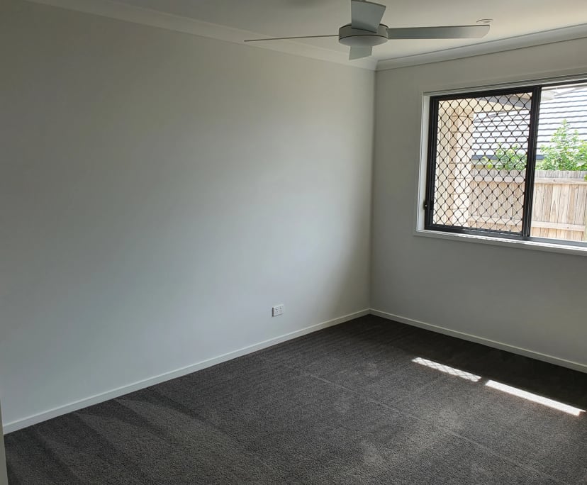 Room for Rent in Plainland, QLD 140, Unfurnished,...