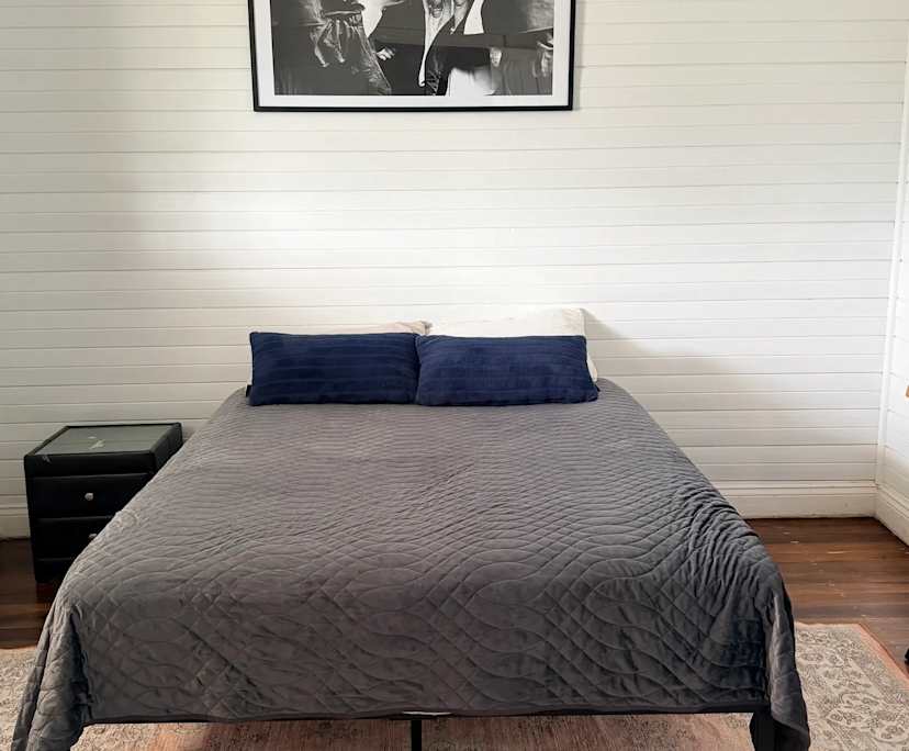 Room in a share house