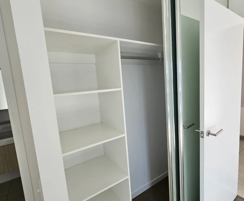 $500, Flatshare, 2 bathrooms, Newstead QLD 4006