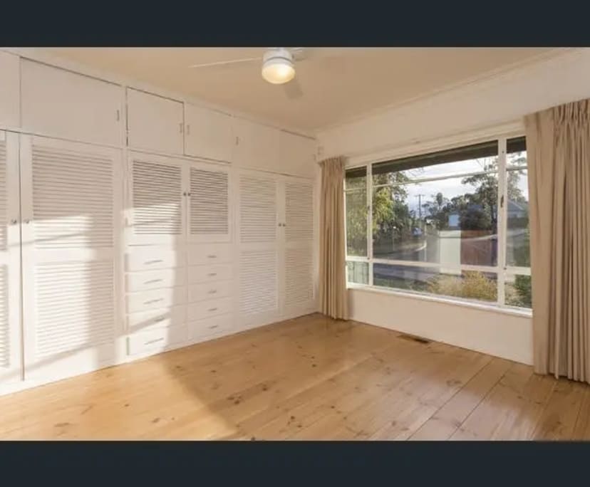 $160, Share-house, 3 bathrooms, Flora Hill VIC 3550