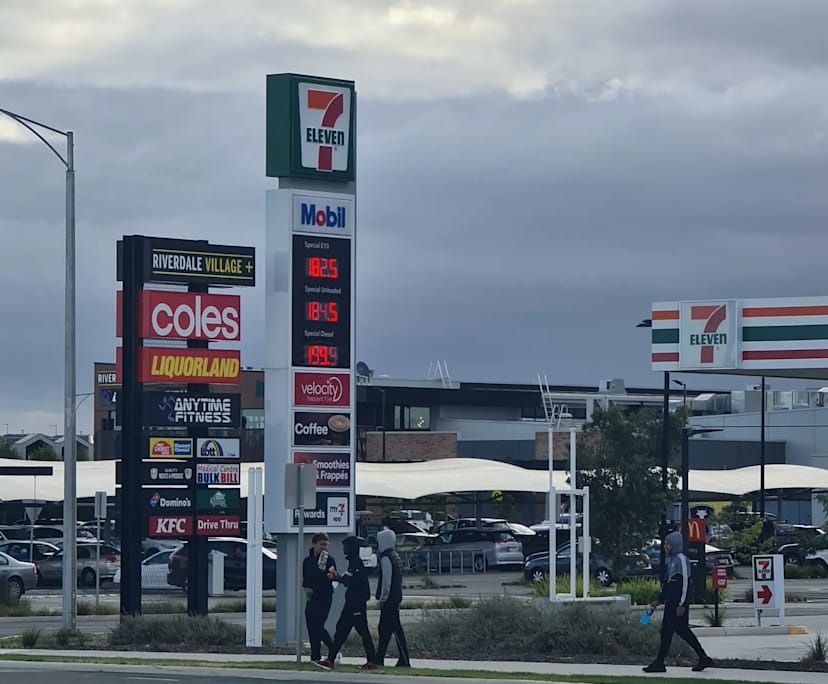 Unfurnished room with own bathroom